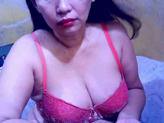 SweetMonlight webcam