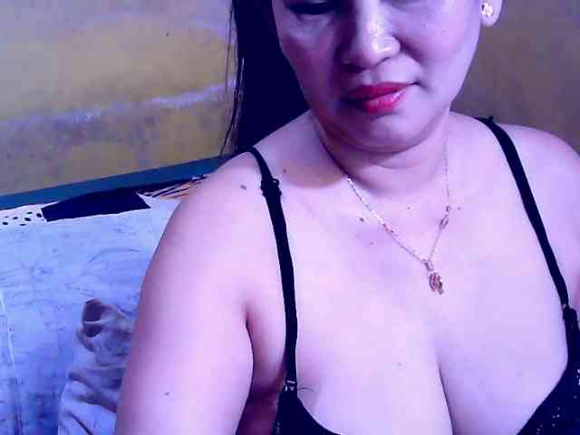 SweetMonlight webcam