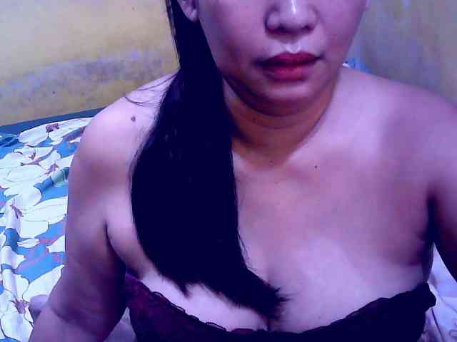 SweetMonlight webcam