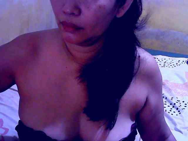 SweetMonlight webcam