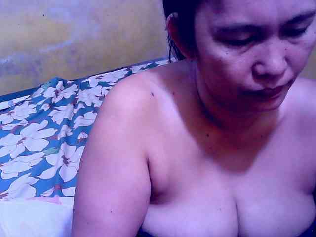 SweetMonlight webcam