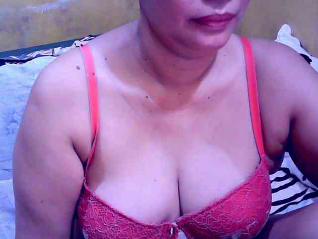 SweetMonlight webcam