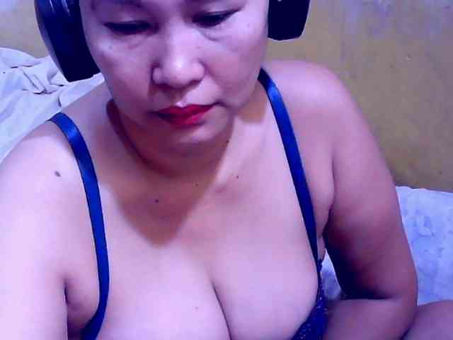 Model: SweetMonlight