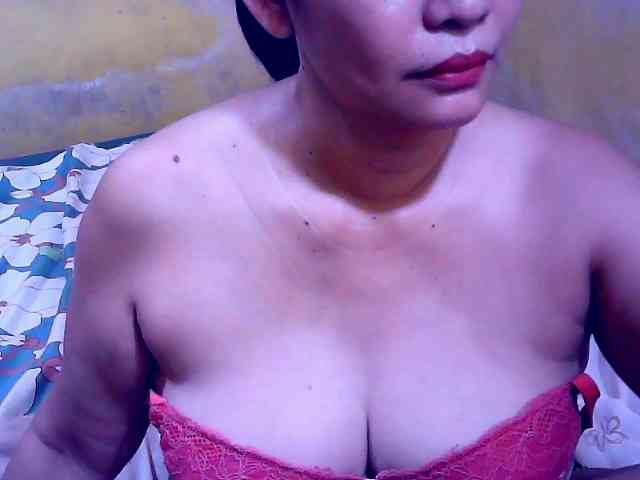 SweetMonlight webcam