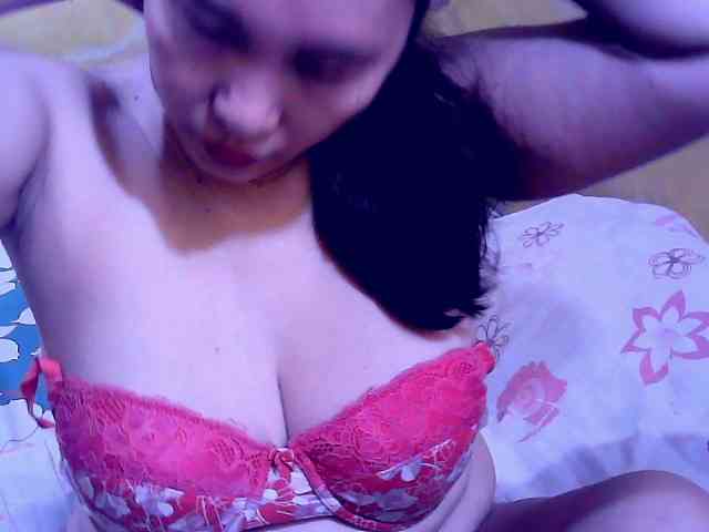 SweetMonlight webcam