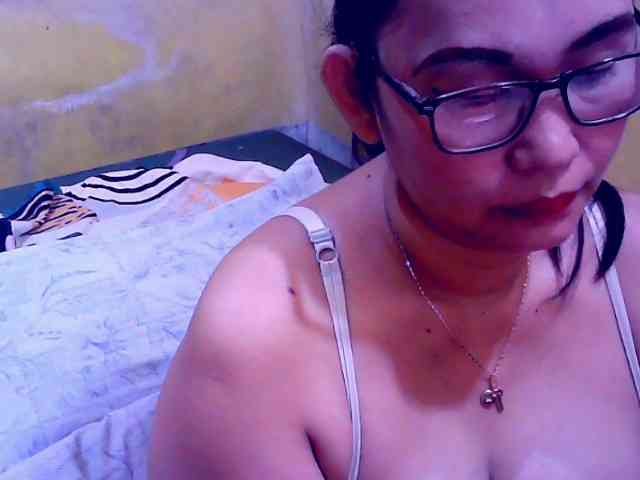 SweetMonlight webcam
