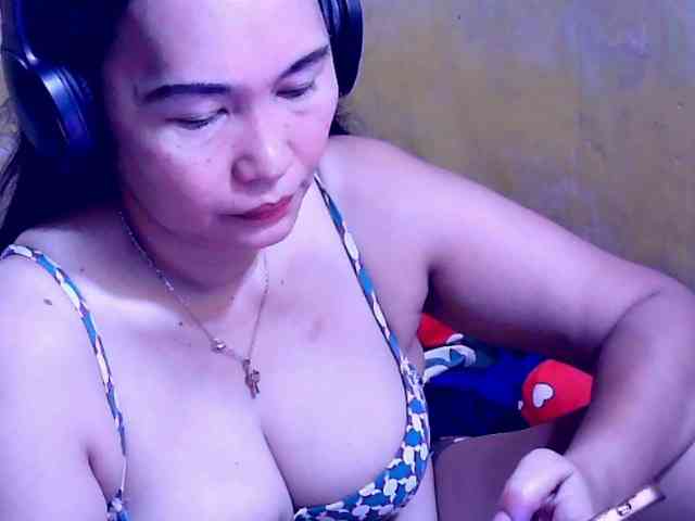 SweetMonlight webcam