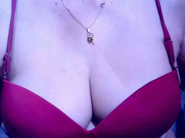 SweetMonlight webcam