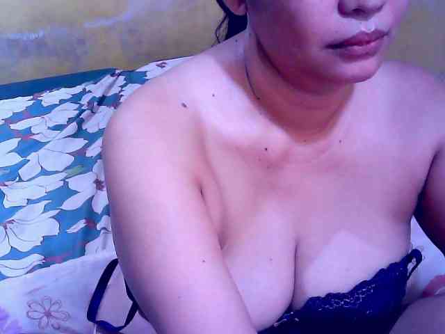 SweetMonlight webcam