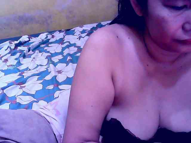 SweetMonlight webcam