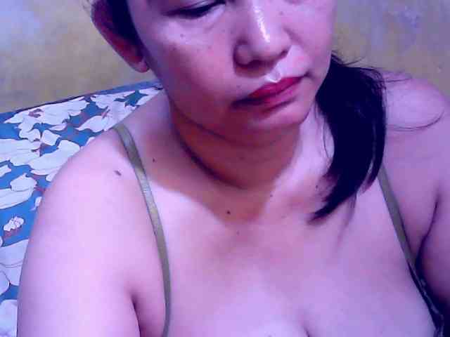 SweetMonlight webcam