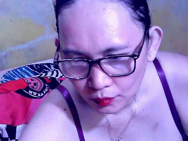 SweetMonlight webcam