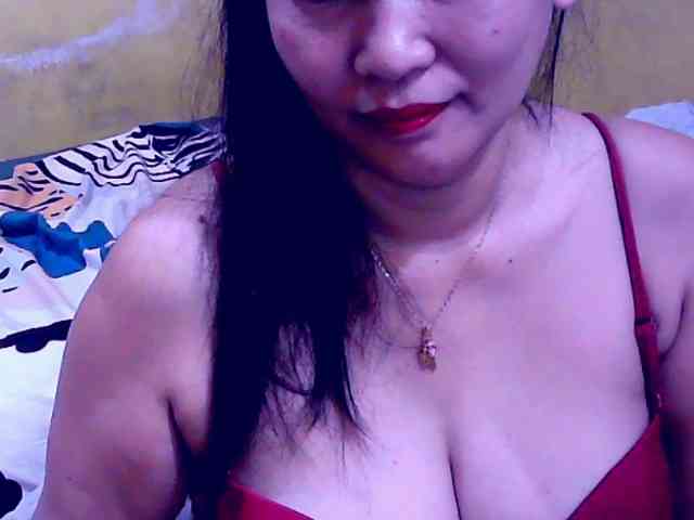 SweetMonlight webcam