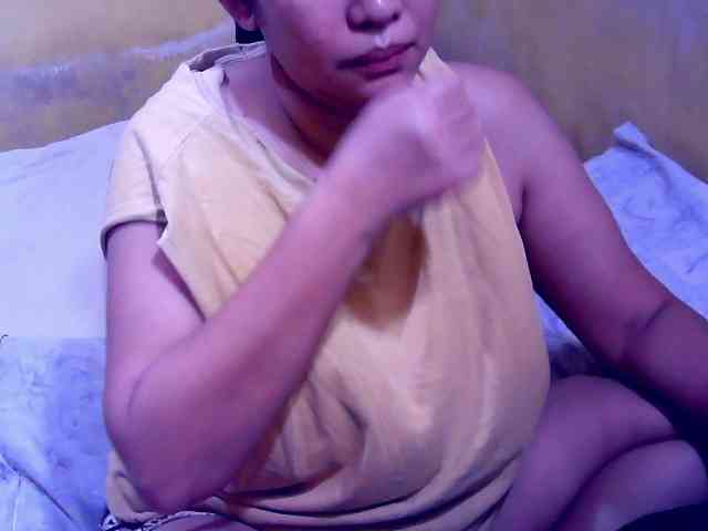 SweetMonlight webcam