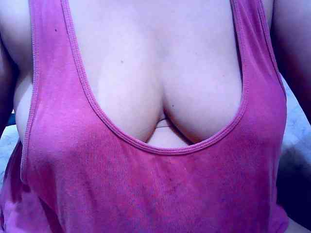 SweetMonlight webcam
