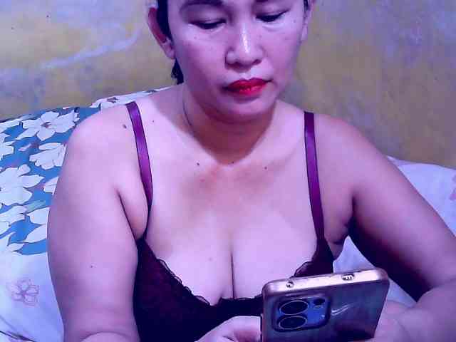 SweetMonlight webcam