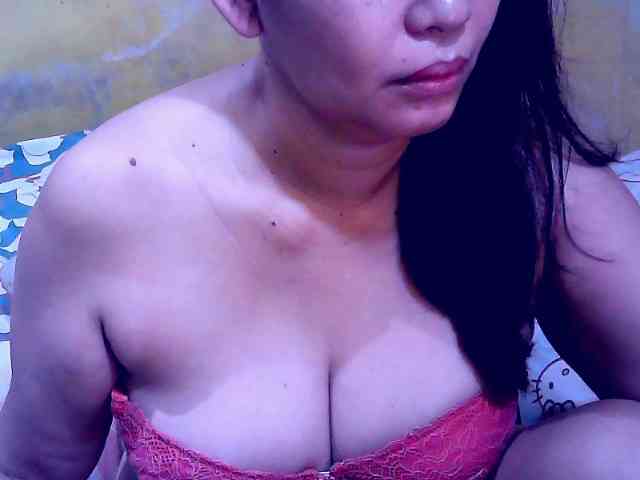 SweetMonlight webcam