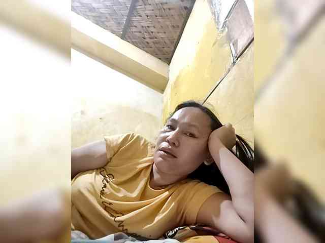 SweetMonlight webcam