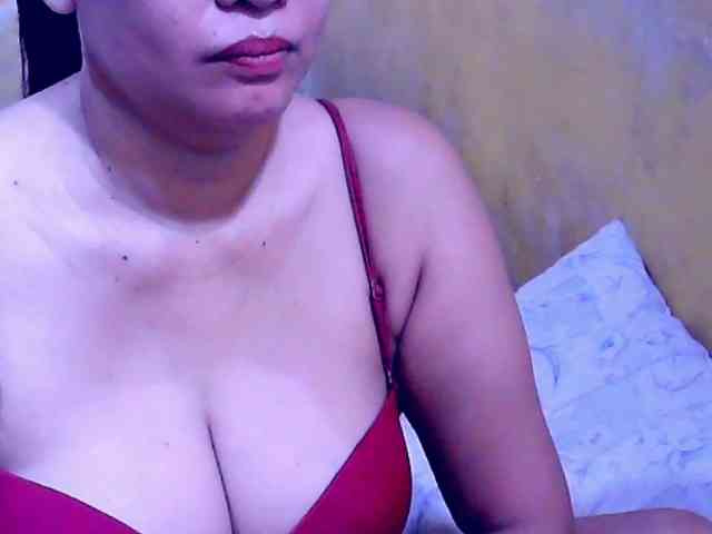 SweetMonlight webcam