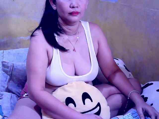SweetMonlight webcam