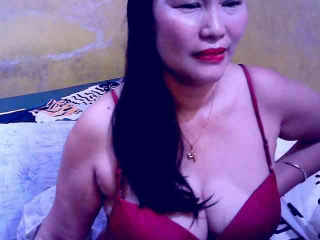 SweetMonlight webcam