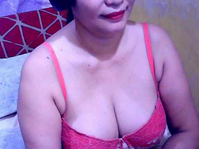 SweetMonlight webcam