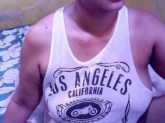 SweetMonlight webcam