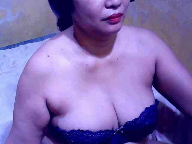 SweetMonlight webcam
