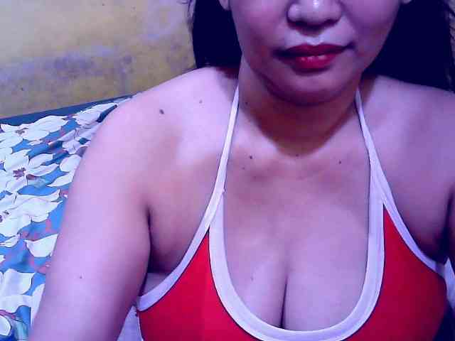 SweetMonlight webcam