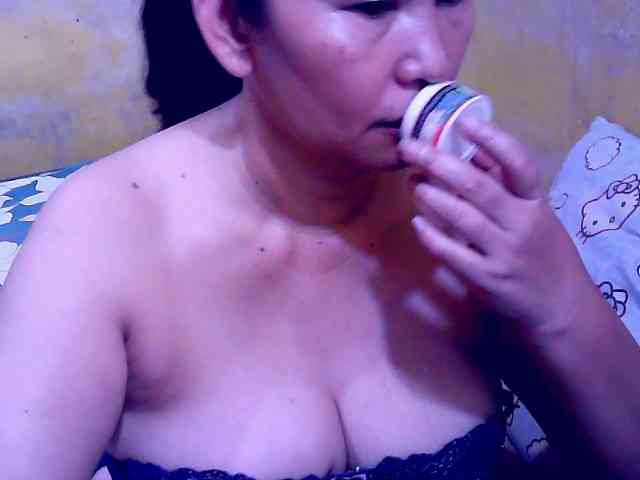SweetMonlight webcam