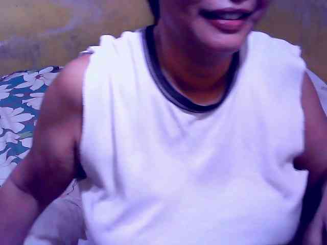 SweetMonlight webcam