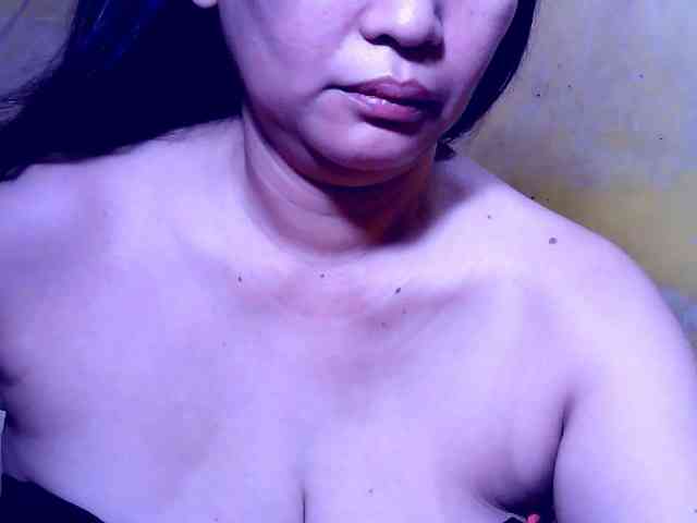 SweetMonlight webcam