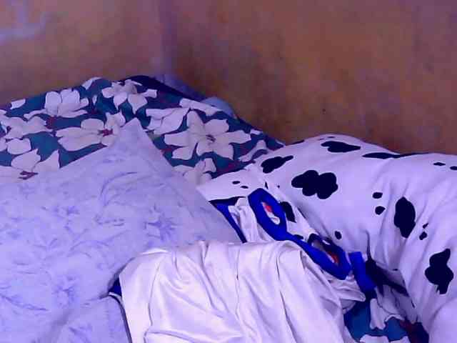 SweetMonlight webcam