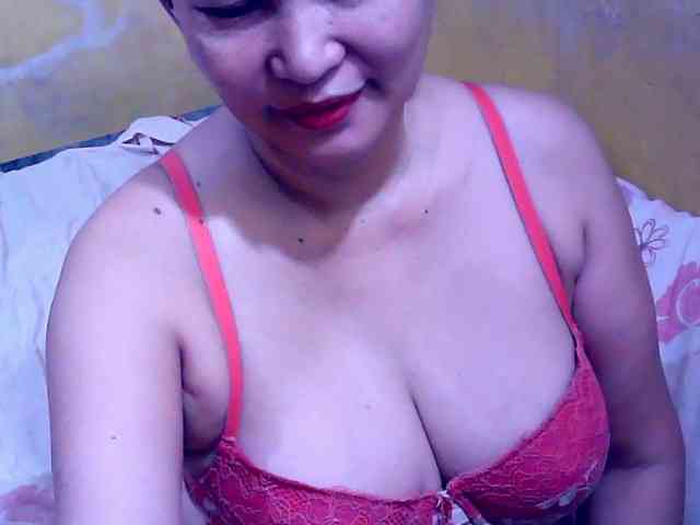 SweetMonlight webcam