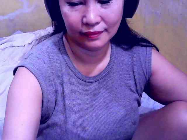 SweetMonlight webcam