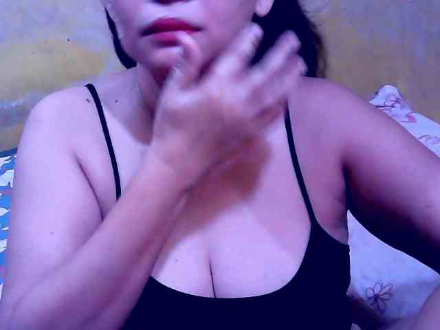 SweetMonlight webcam