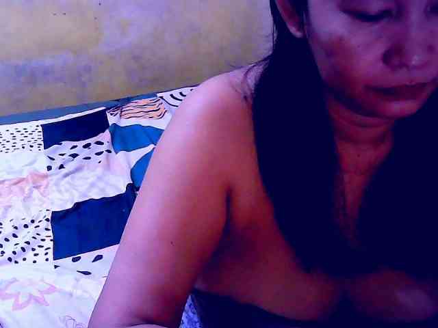 SweetMonlight webcam