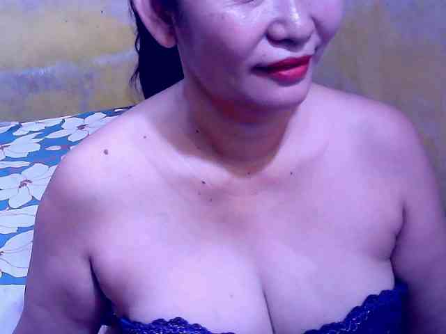 SweetMonlight webcam