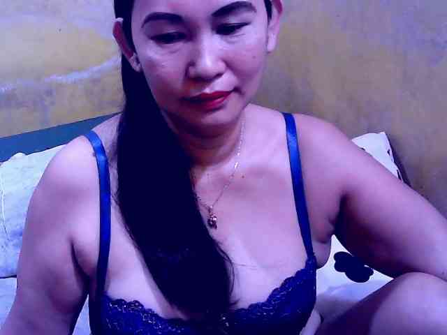 SweetMonlight webcam