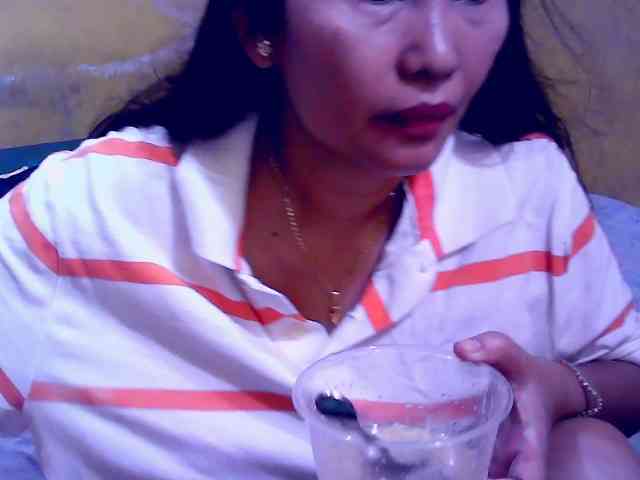 SweetMonlight webcam