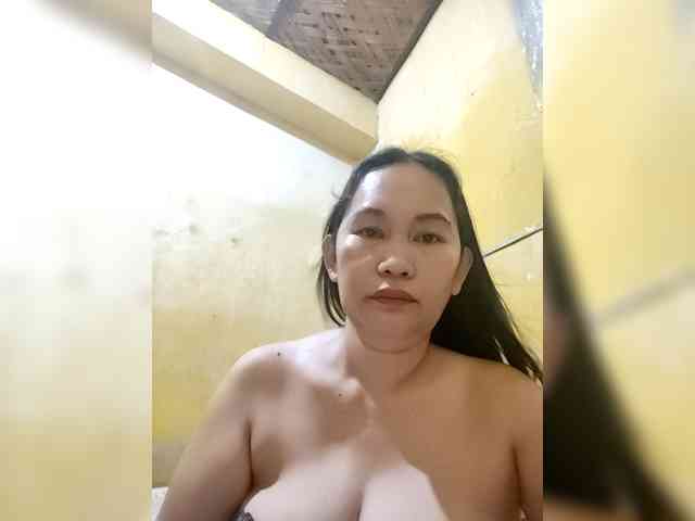 SweetMonlight webcam