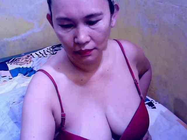 SweetMonlight webcam