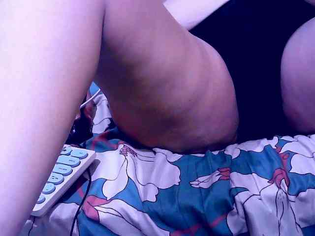 SweetMonlight webcam