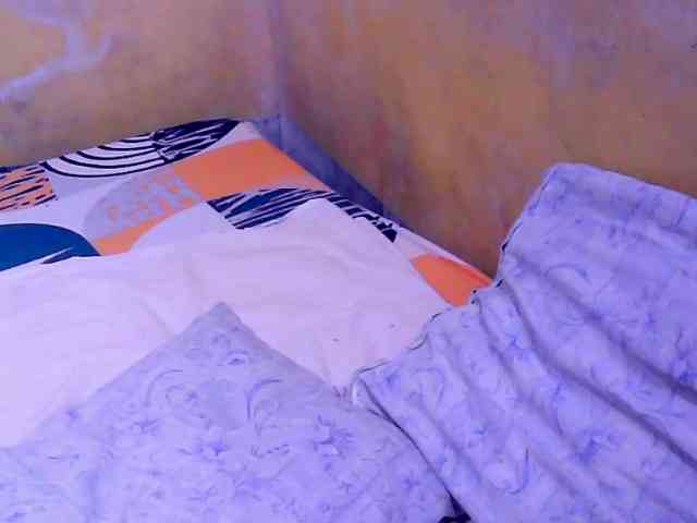 SweetMonlight webcam
