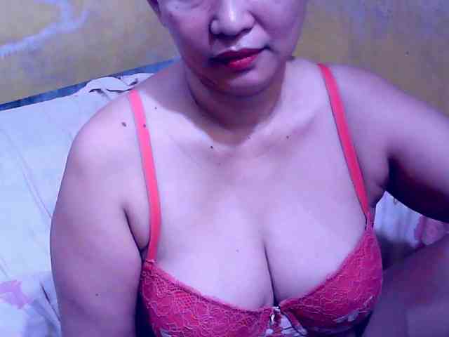 SweetMonlight webcam