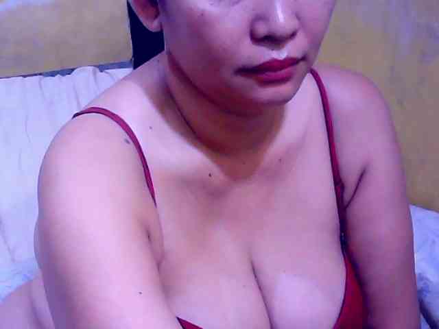 SweetMonlight webcam
