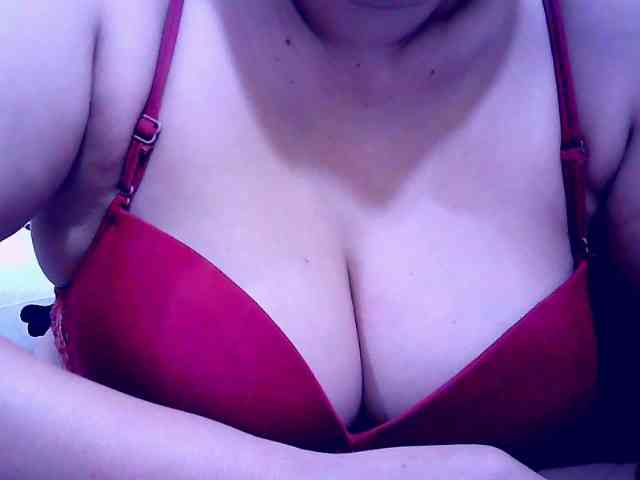 SweetMonlight webcam