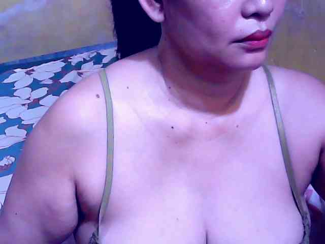 SweetMonlight webcam