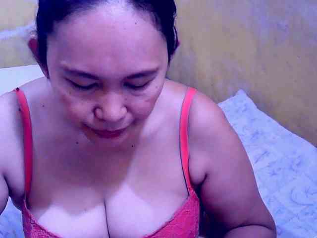 SweetMonlight webcam