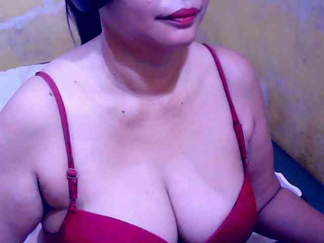 SweetMonlight webcam